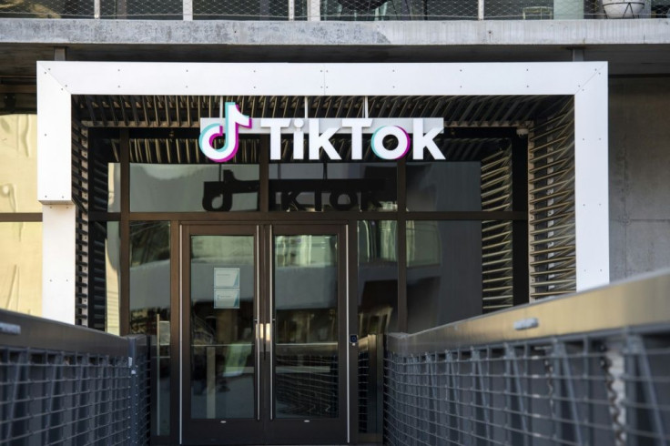 The US has threatened to ban the app TikTok unless its parent company ByteDance sells to American investors, but a court has blocked that