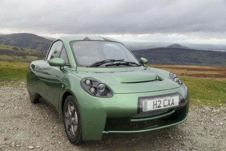 The makers of the Rasa hydrogen-powered car believe it has an advantage over electric batteries because of its much greater range
