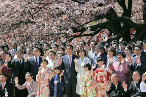 Japanese prosecutors want to question former prime minister Shinzo Abe about spending on dinners organised before the traditional cherry blossom viewing