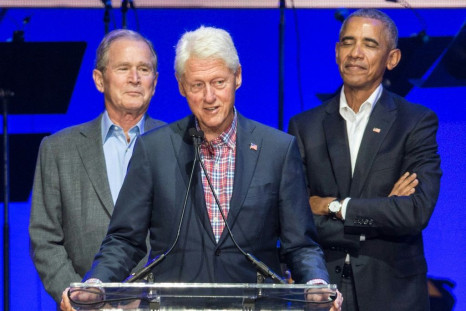 America's three most recent ex-presidents say they are willing to publicly receive the vaccine