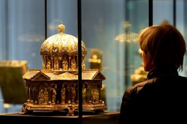 The fate of the Guelph Treasure, exhibited in Berlin, is subject to a US court case centered on how it was bought by Nazi Germany