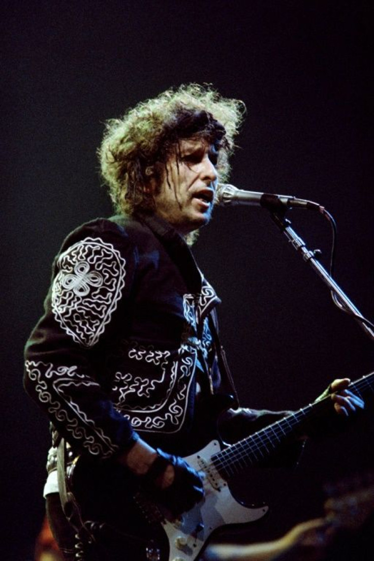 Bob Dylan performs in 1987 in Paris -- he was still giving concerts when the pandemic struck