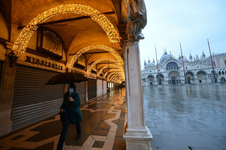 Italy hopes its Christmas cashback scheme can help shops devastated by long coronavirus lockdowns