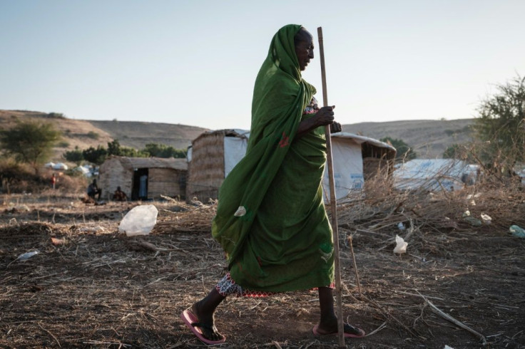After losing track of their relatives in the conflict, some elderly refugees came to Um Raquba on their own. Because of a communications blackout in Tigray that is only now beginning to lift, they have been unable to reach their loved ones