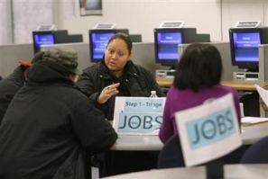 Case worker Jessica Yon counsels unemployed in San Francisco
