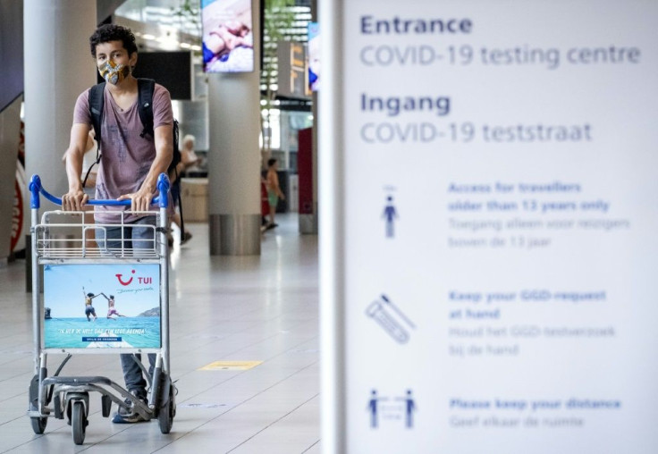 Dutch leader Mark Rutte's cabinet has taken the "precautionary decision" to ban flights from Britain