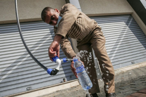 Watergen has developed atmospheric water generators that can produce 5,000 to 6,000 litres of drinking water per day, depending on the air's humidity, and donated two machines to the Gaza Strip