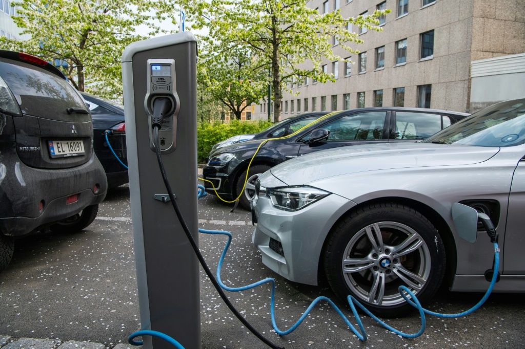 Norway First To Reach 50 Electric In New Car Sales IBTimes