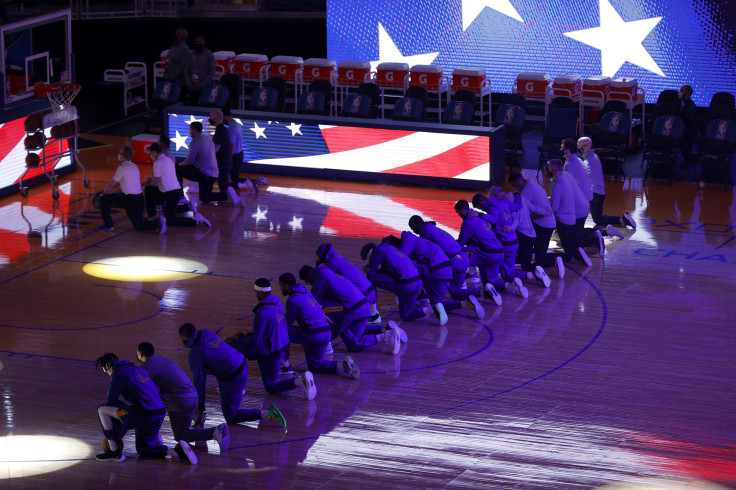 Warriors Clippers kneel
