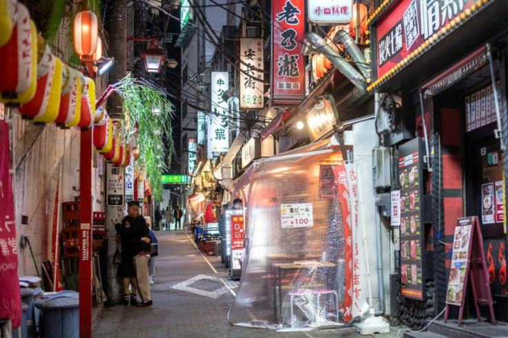 Japanese experts warn careful communication about the risks and benefits of a virus vaccine is needed to secure public trust