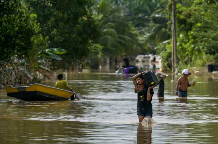 After residents complained they had been left to fend for themselves earlier, the government has stepped up rescue efforts