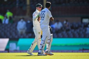 Aussie captain Tim Paine (L) dropped three catches during the epic final day of the third Test, including a chance from India's Ravi Ashwin (R)