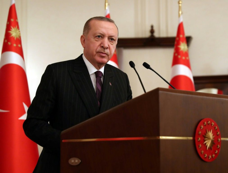 Turkish President Recep Tayyip Erdogan struck a conciliatory note in a meeting with EU ambassadors in Ankara