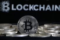 blockchain bitcoin cryptocurrency