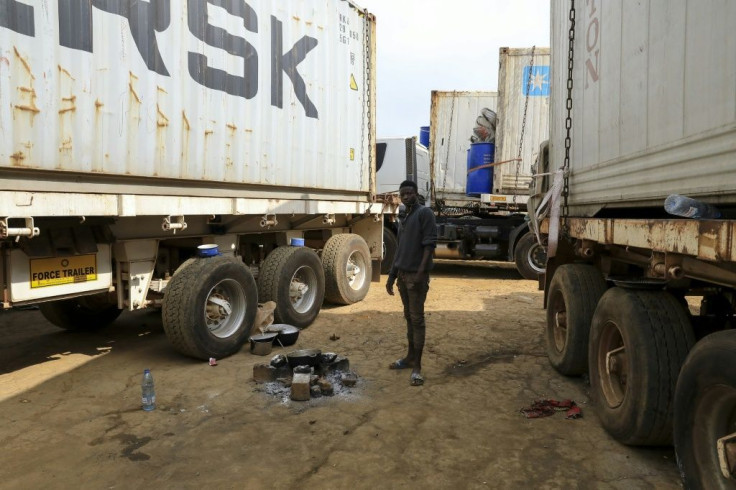 Hundreds of trucks are stuck at the border between Cameroon and the Central African Republic after rebels started to strike the RN1 highway, the CAR capital's lifeline