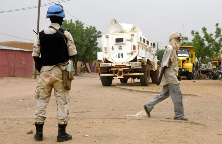 Peacekeepers travelling between Douentza to the city of Timbuktu hit a roadside bomb, according to the MINUSMA peacekeeping mission