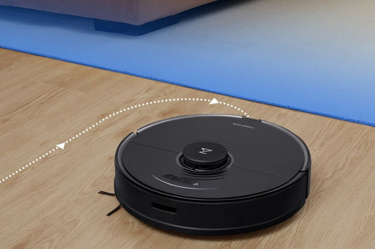 No-go zones can be set on the Roborock app to avoid carpet while mopping