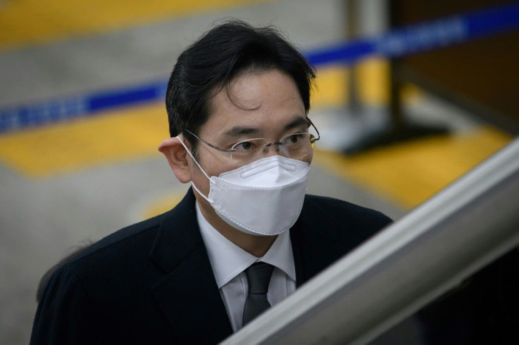 Samsung's de facto chief Lee Jae-yong has been convicted and jailed for two and a half years over a huge corruption scandal