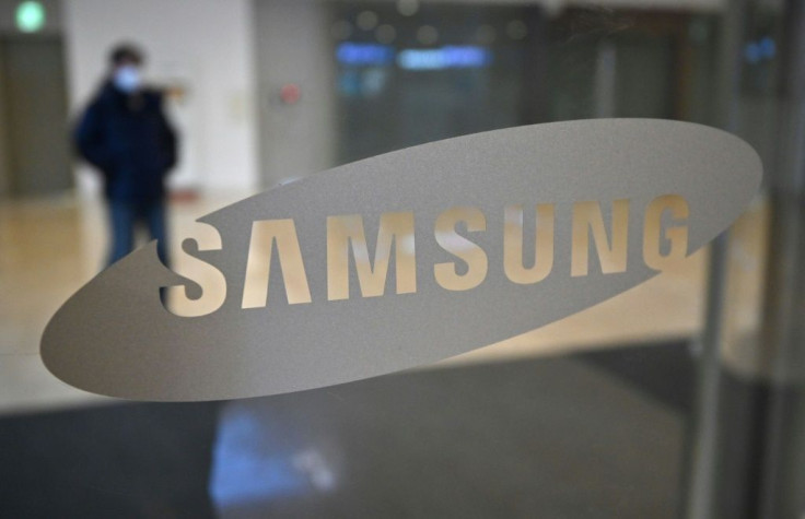 The ruling deprives Samsung, the world's biggest smartphone and memory chip maker, of its top decision-maker
