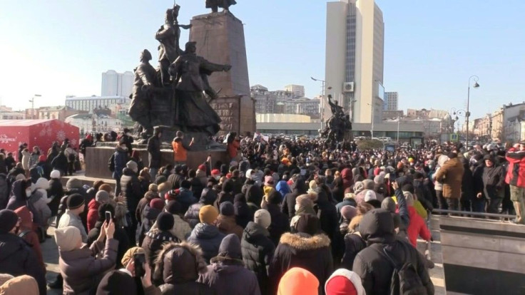 IMAGESRussian police detains protesters in the far-eastern city of Vladivostok as supporters of jailed Kremlin critic Alexei Navalny take to the streets following his call to protest against President Vladimir Putin's rule.