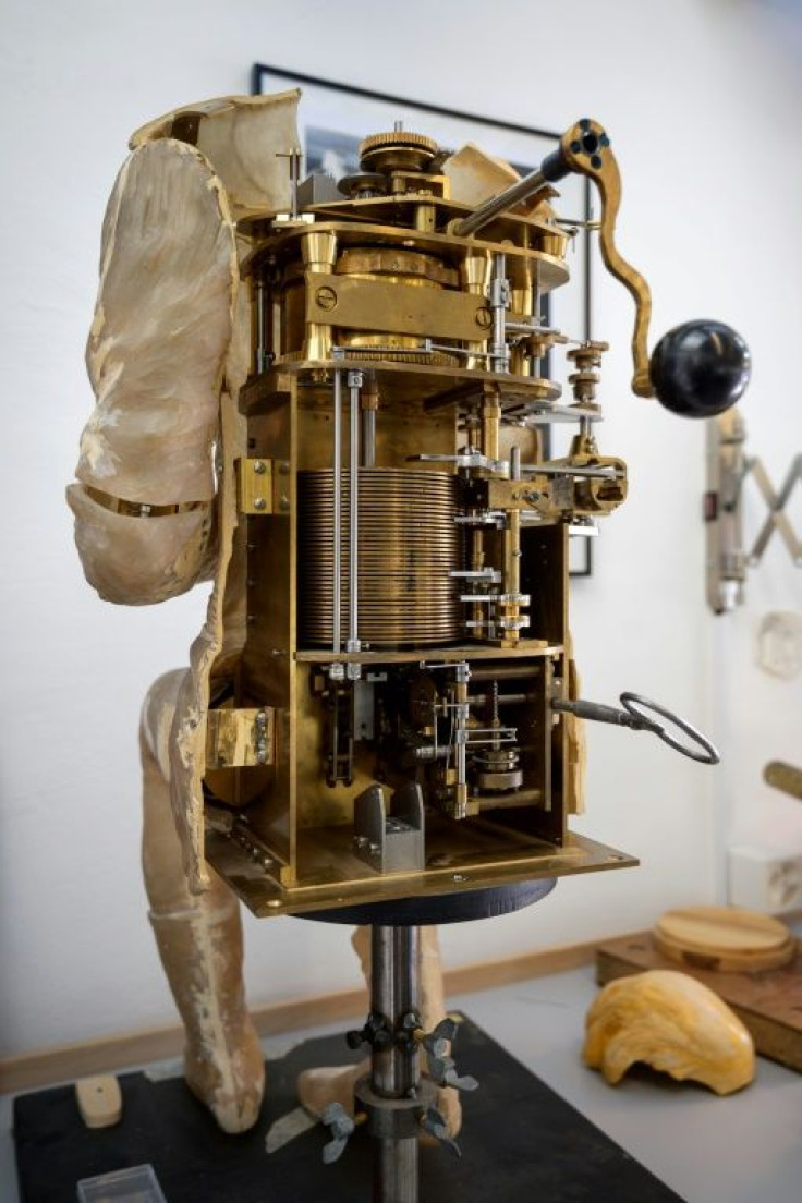 Swiss art mechanics master Francois Junod is working on an automaton of Leonardo da Vinci