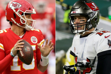 Patrick Mahomes (L) and Tom Brady wil go head-to-head in the Super Bowl as the Chiefs face the Buccaneers