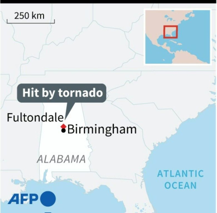 Map of US locating town of Fultondale in the state of Alabama where a tornado struck late Monday night.