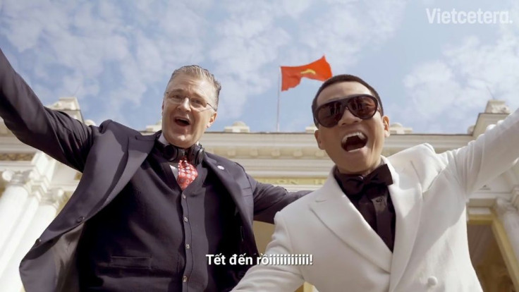 Daniel Kritenbrink, the US ambassador to Vietnam, accompanied by local rapper Wowy in a screen scrab from his Tet video