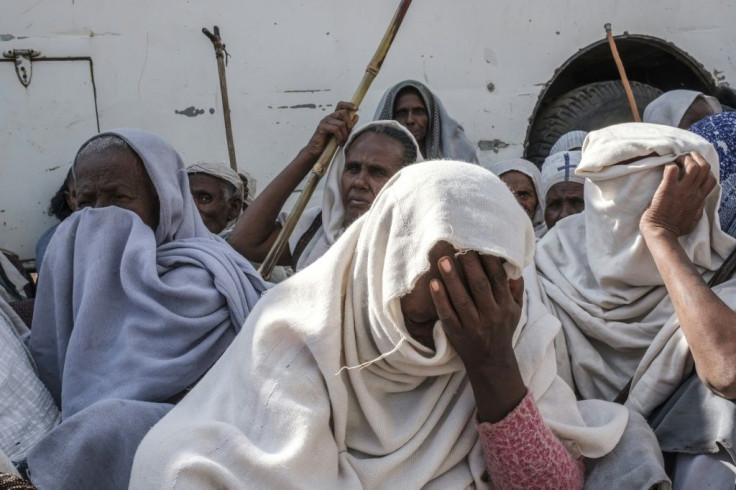 People awaiting food distribution in the Tigrayan city of Alamata on December 11