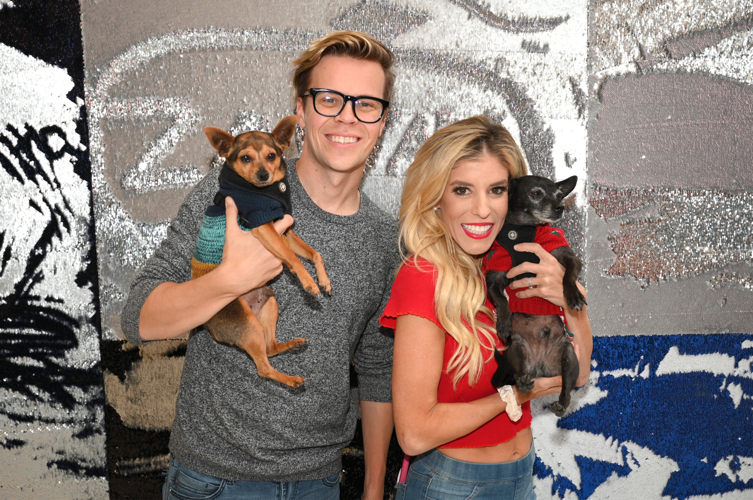 YouTuber Rebecca Zamolo Gets Emotional While Talking About Miscarriage(01)