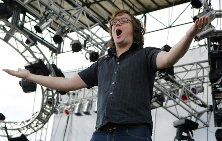 Tom Gray, pictured here in 2006, says his five-piece band Gomez would have needed 180 million Spotify streams a year to earn £30,000 each