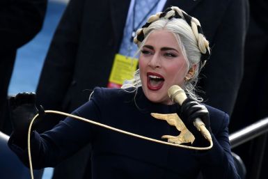 Lady Gaga chante l'hymne national des Etats-Unis lors de l'intronisation du prÃ©sident Joe Biden Ã  Washington DC, le 20 janvier 2021