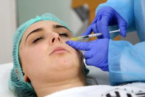 The top-selling treatments during the pandemic have been focused on the face -- Botox injections, facelifts and other forms of reshaping