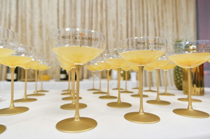 In past years like 2019, the champagne flowed freely at the Golden Globes -- this year, most of the stars will be drinking in their homes, if at all