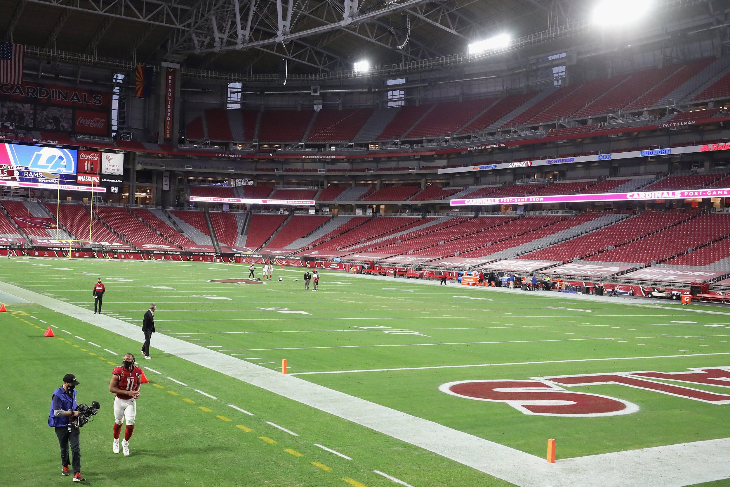 NFL transforms U.S. Bank Stadium into a 'neutral' Super Bowl home