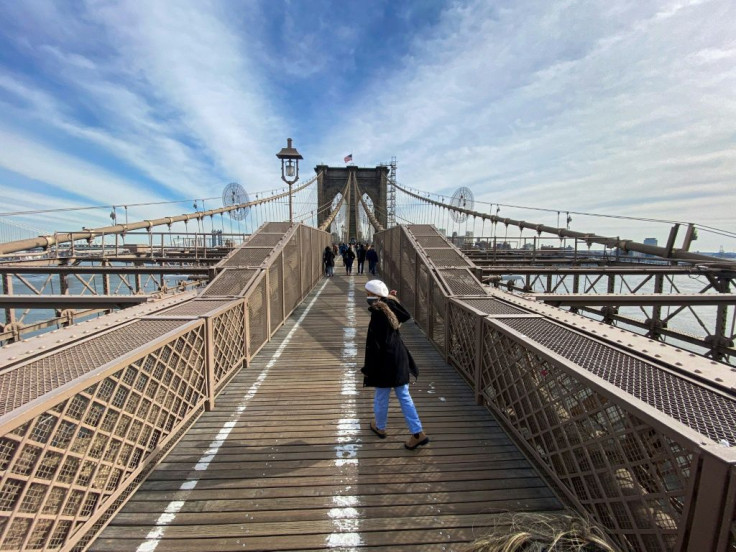 A deserted Brooklyn Bridge recently