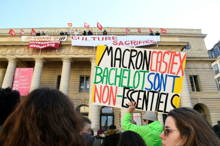 A march in Paris ended with around 50 protesters forcing their way into the Odeon Theatre and refusing to leave