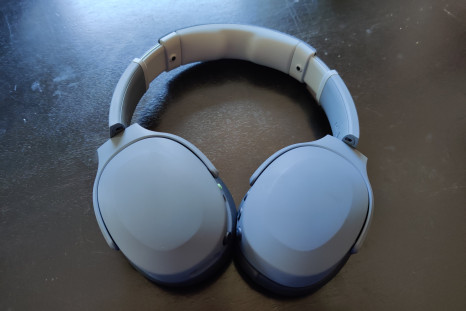 The Skullcandy Crusher Evo may look plain, but has some unique features