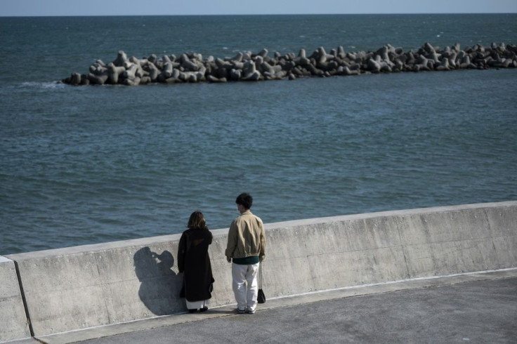 Tributes and condolences poured in from around the world