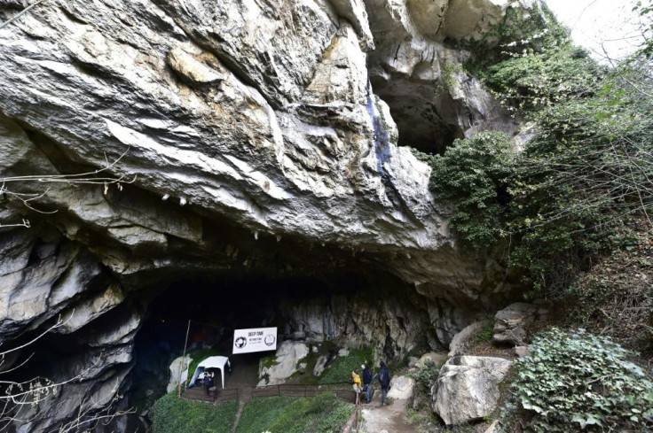 For 40 days, 15 volunteers make their home in a cavernous complex below the Earth's surface, deprived of phones, watches or natural light