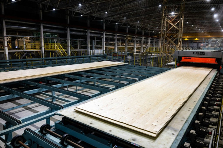 Andrei Frolov, vice president of the Russian timber industry union, said that the sector has "good prospects, particularly in the foreign market."