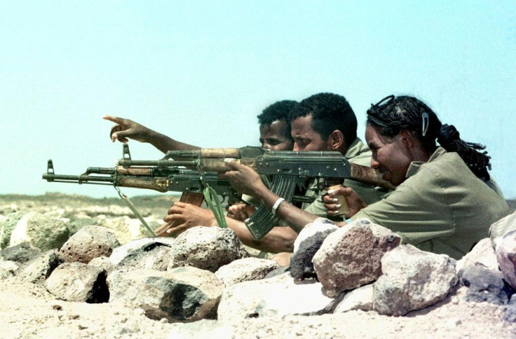 Eritrean troops on the border with Ethiopia in February 1999