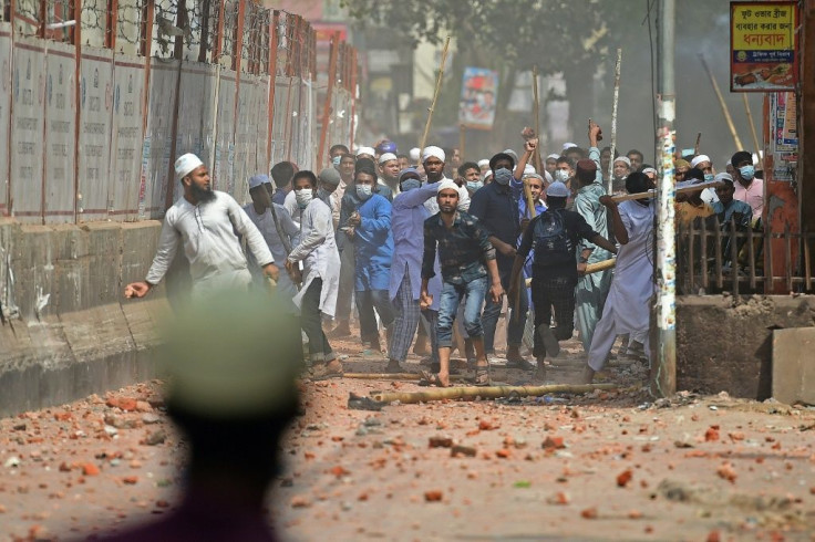 Clashes broke out in Dhaka between police and anti-Modi protesters