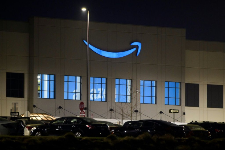 Employees at this Amazon warehouse in Bessemer, Alabama are deciding whether to unionise