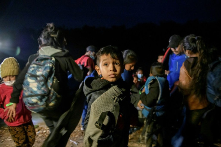 Migrants from Honduras, Guatemala land in the United States with traffickers from Mexico, March 28, 2021