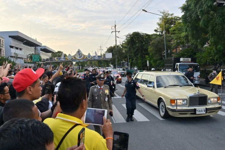 Five pro-democracy activists in Thailand have been charged for violence against the queen, after her motorcade drove through protests last year