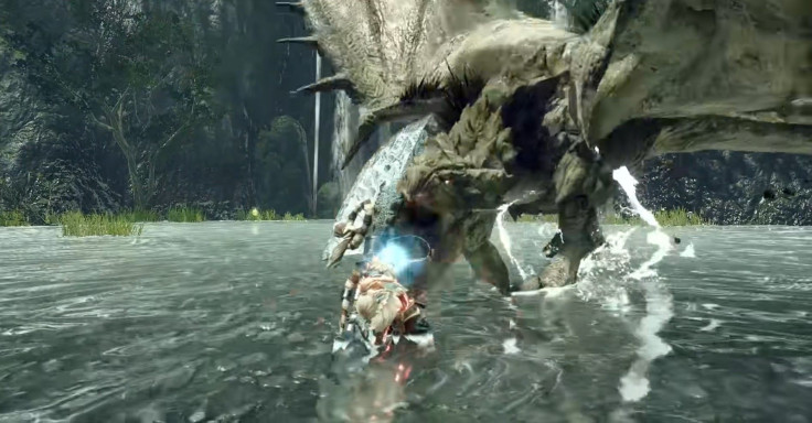 A Great Sword user against a Rathian in Monster Hunter Rise