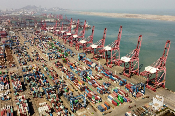 The price to ship a 40-foot container from Lianyungang Port to the United States has soared to more than $10,000, from the usual $2,000-$3,000