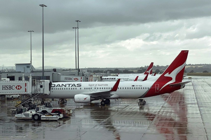 Australian flag carrier Qantas said tickets to New Zealand were "selling like hot cakes"
