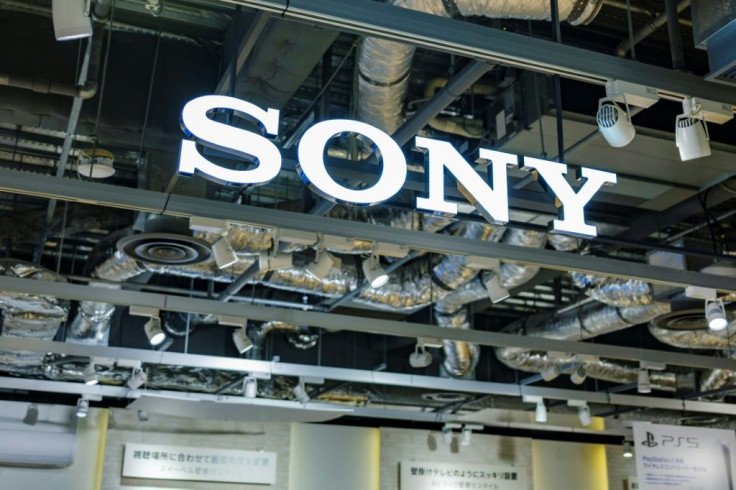 Sony will jointly build a theme park with Amazon Falls in Thailand, which will feature rides based on films produced by Columbia Pictures